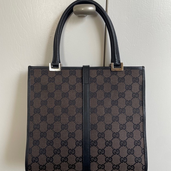 [SOLD] Authentic Gucci Jackie Tote Bag - EXCELLENT CONDITION - Picture 5 of 16